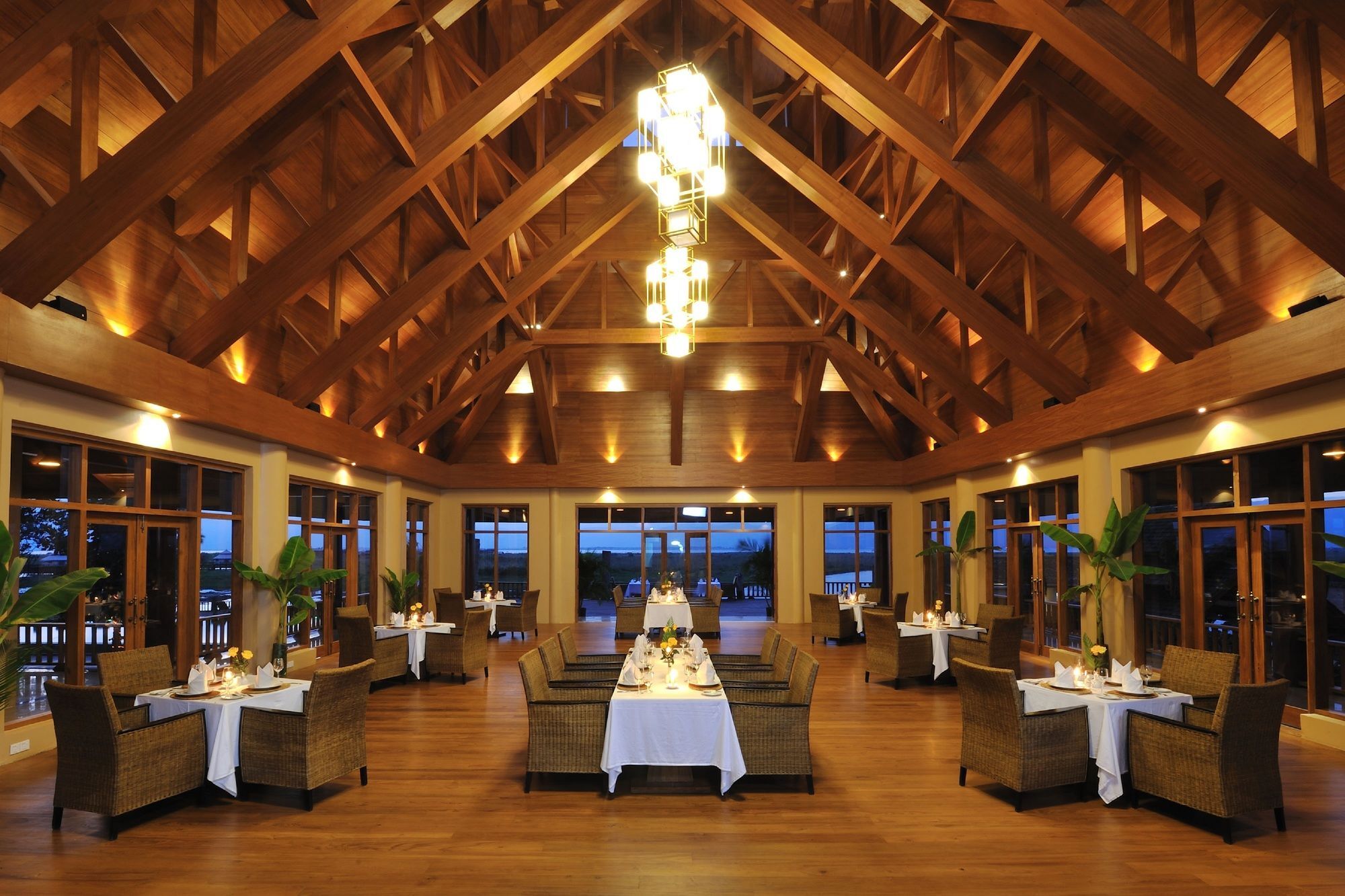 Aureum Palace Hotel & Resort Inle Nyaung Shwe Bagian luar foto