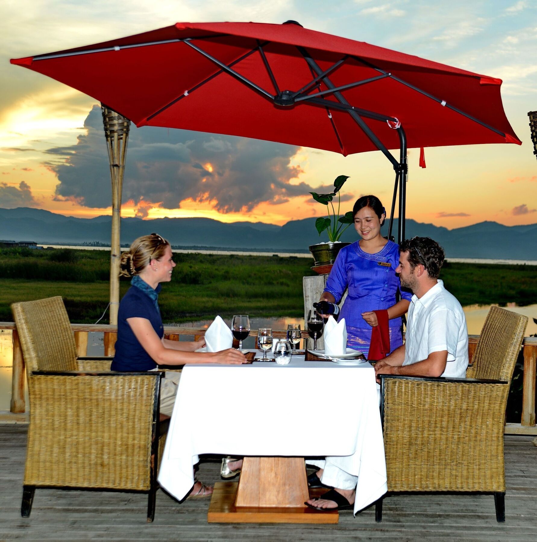 Aureum Palace Hotel & Resort Inle Nyaung Shwe Bagian luar foto
